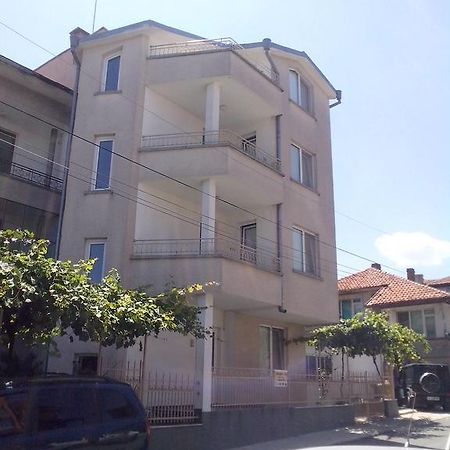 Guest House Krasi تشيرنوموريتس المظهر الخارجي الصورة