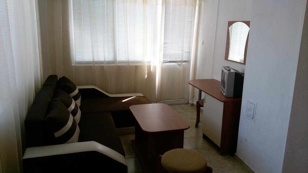 Guest House Krasi تشيرنوموريتس المظهر الخارجي الصورة